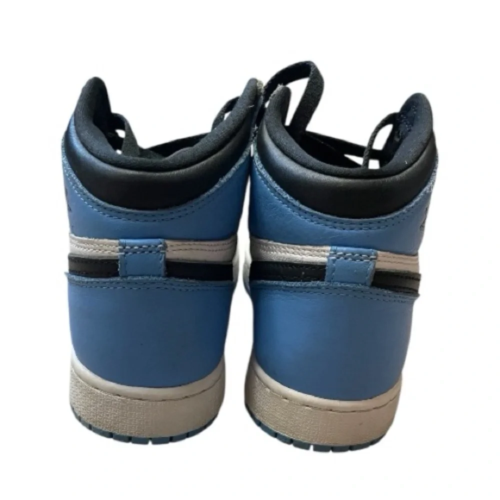 Nike Air Jordan 1 Retro High Sneakers